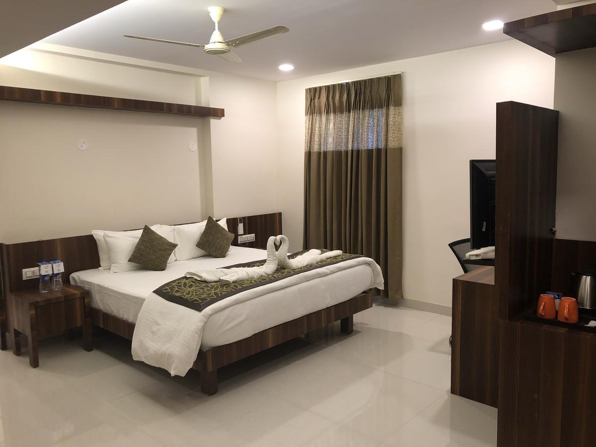 Kyriad Hotel Vijayapura By Othpl Bijapur  Exterior photo