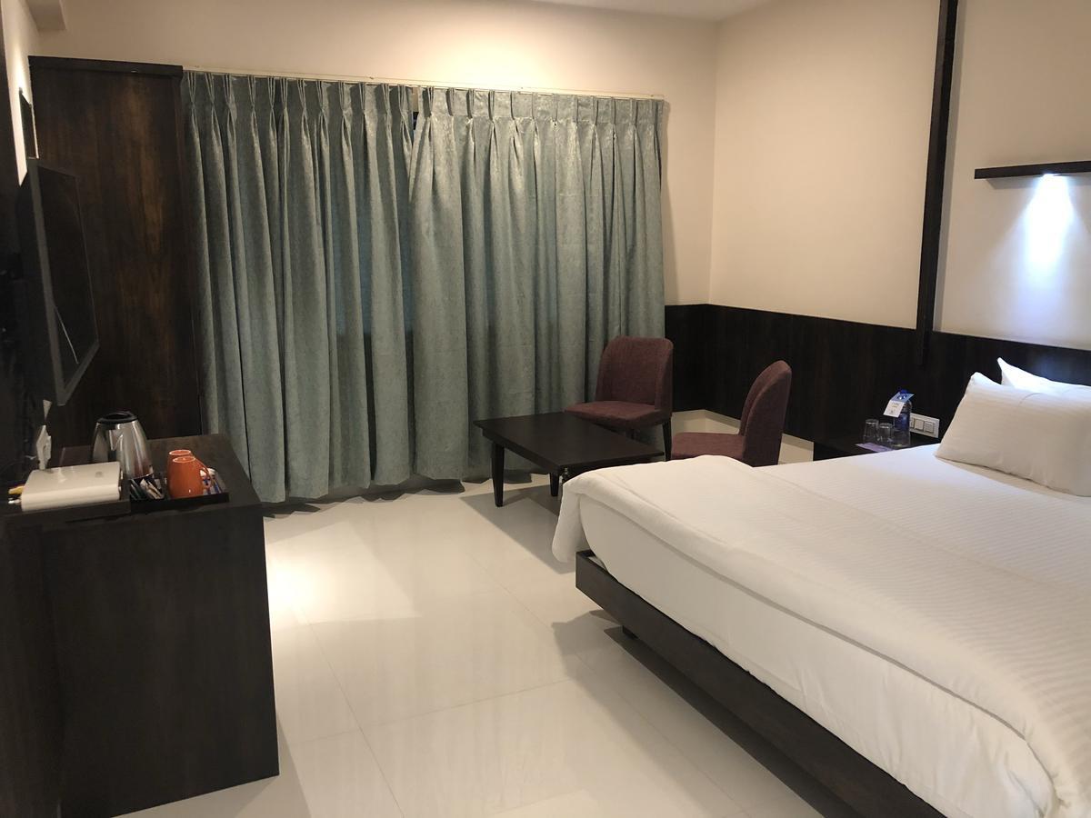 Kyriad Hotel Vijayapura By Othpl Bijapur  Exterior photo
