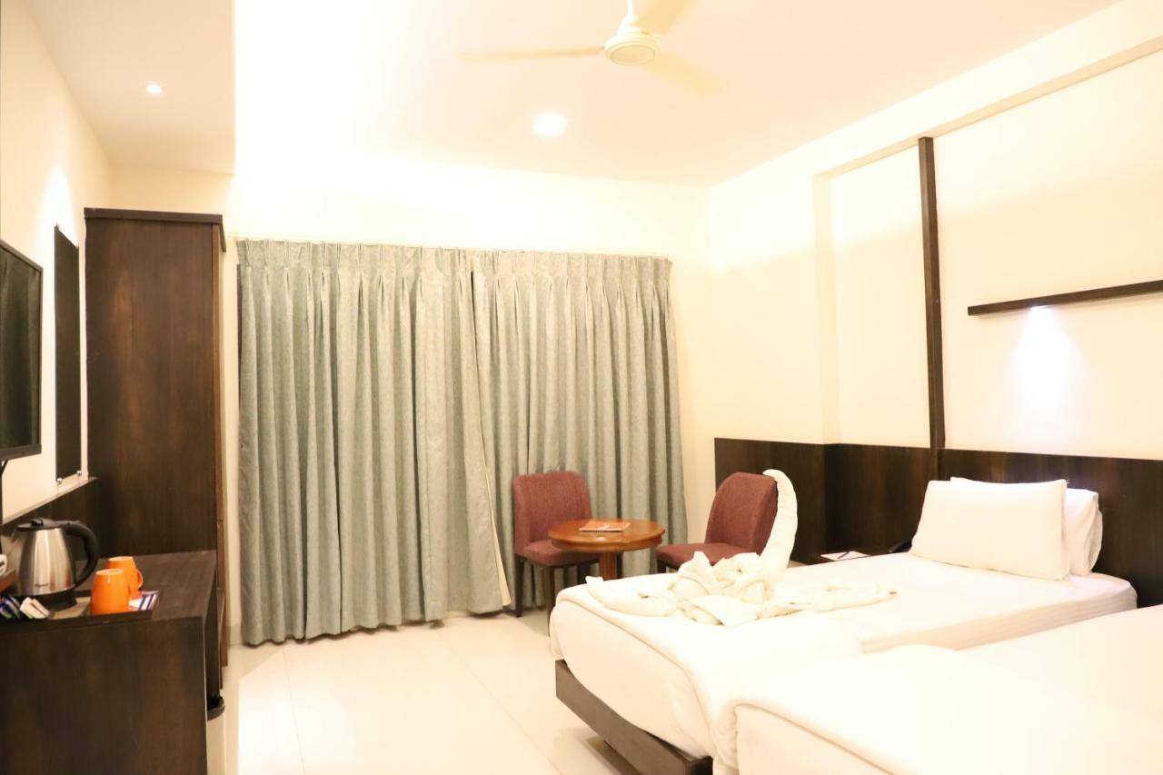 Kyriad Hotel Vijayapura By Othpl Bijapur  Exterior photo